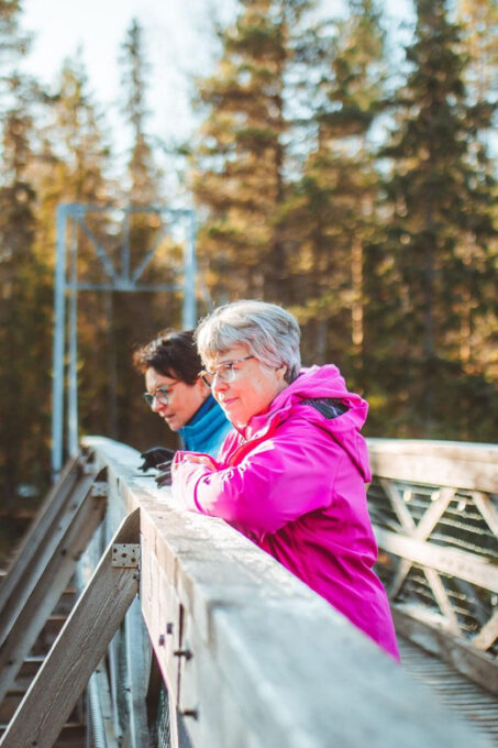 Rovaniemi: Combo Tour: Boating & Trekking - Taking in Finnish Nature