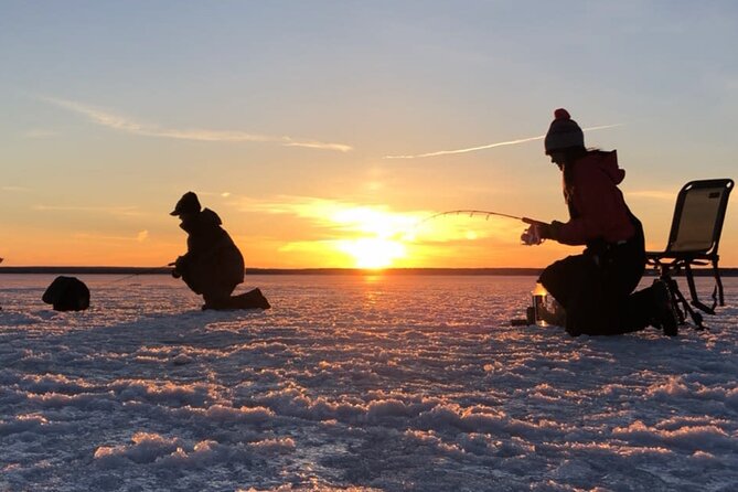 Rovaniemi: Ice Fishing Small Group Tour & Barbeque - Quick Points