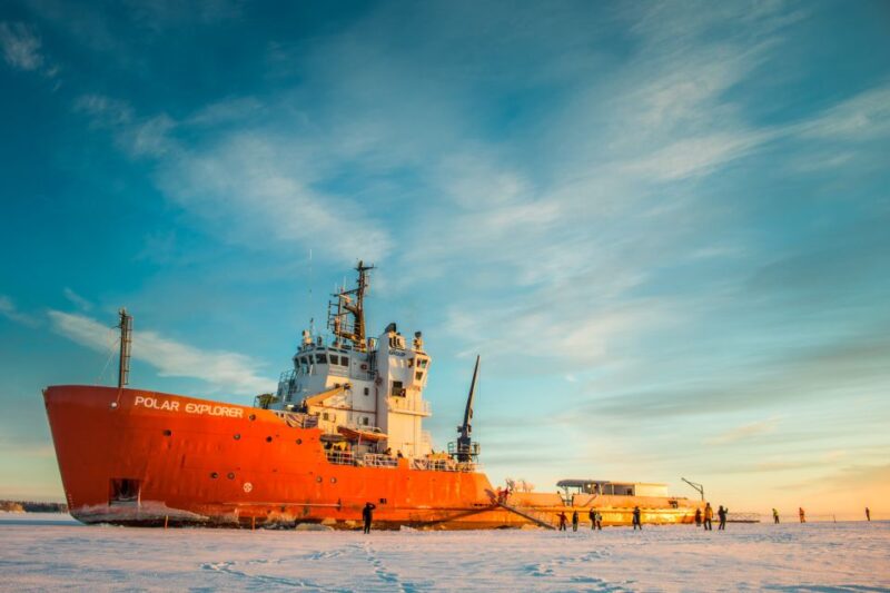 Rovaniemi: Icebreaker Cruise With Lunch and Ice Floating - Inclusions