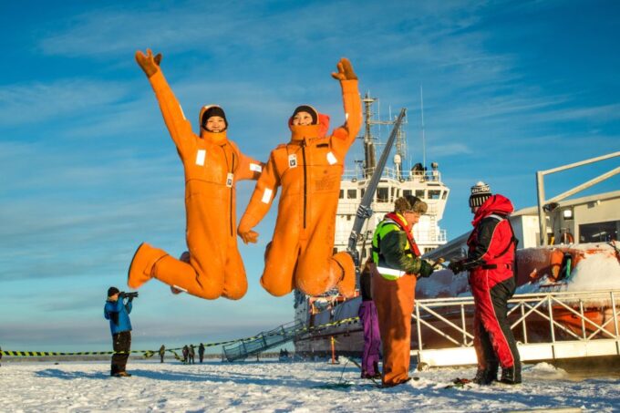 Rovaniemi: Icebreaker Cruise With Lunch and Ice Floating - Provider Liability