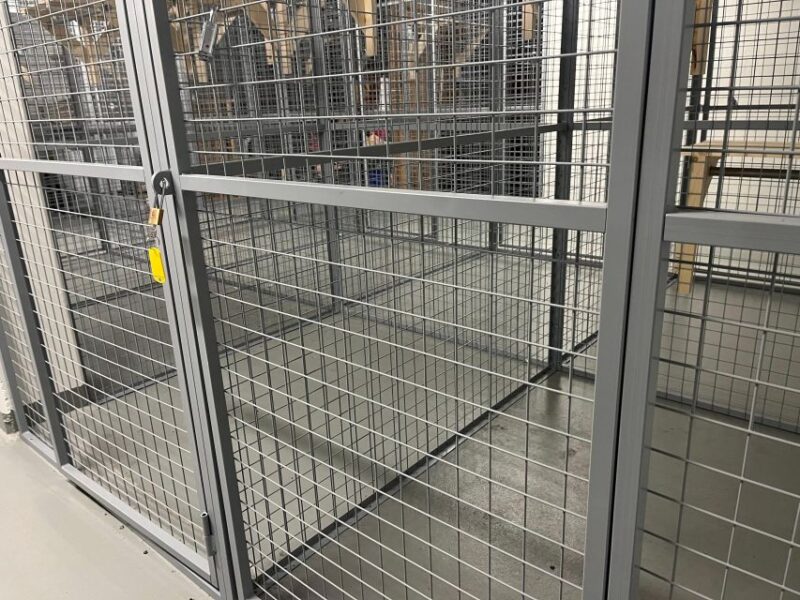 Rovaniemi Insider:Luggage Storage 10€ Total for All Luggages - Wheelchair Accessibility