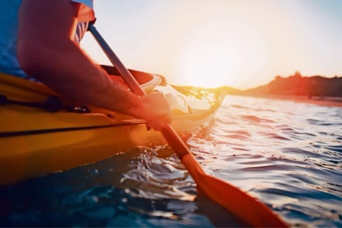 Rovaniemi: Midnight Sun Canoeing Tour & Barbeque - Restrictions