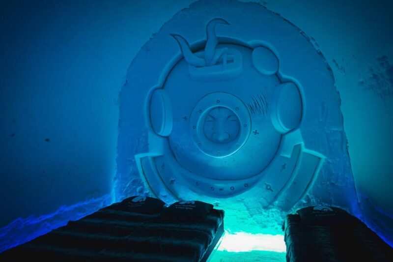 Rovaniemi: New Year Party at Kingdom of Snow and Ice - Meeting Information