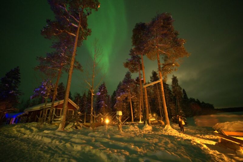 Rovaniemi: Northern Lights Hunting in Lappish Old Cottage - Travel and Pickup