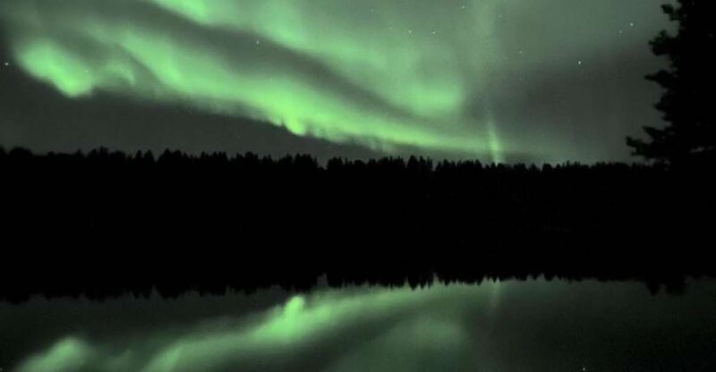 Rovaniemi : Private Midnight Aurora Borealis Expedition - Customizable Preferences