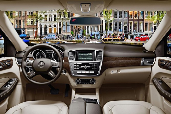 Rovaniemi Private Transfer From Rovaniemi City Centre to Rovaniemi Airport - Quick Points