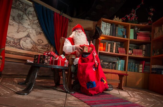 Rovaniemi: Santa Claus Village & Santa Park in One Day - Additional Photo Options