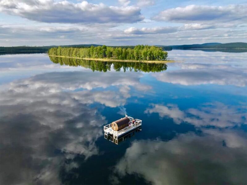 Rovaniemi: Sauna Boat Scenic Lake Cruise - Activity Overview