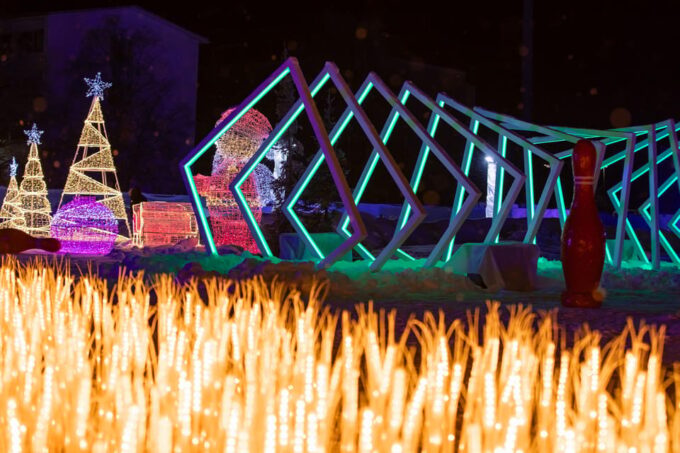 Rovaniemi: SnowGlow Winterpark Entry Ticket - Family-Friendly Winter Wonderland