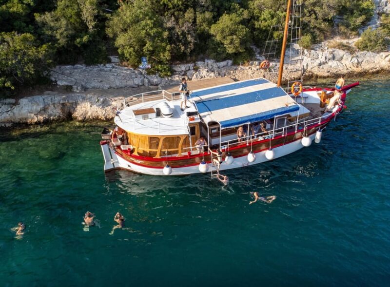 Rovinj: Fish Picnic in Lim Fjord and Red Island - Experience Highlights