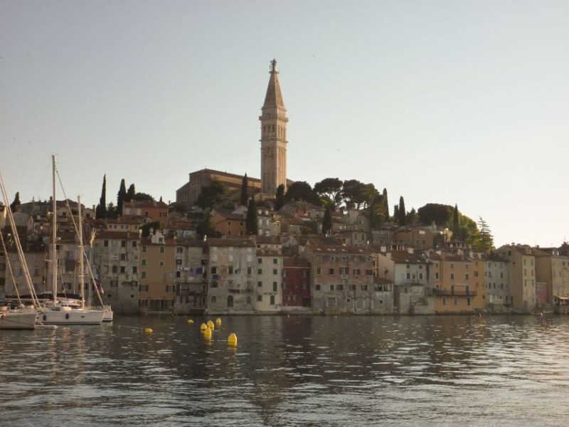 Rovinj: Private Walking Tour - Meeting Point and Availability