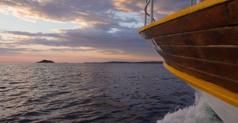 Rovinj: Sunset Boat Trip With Dolphin Watching - Good To Know