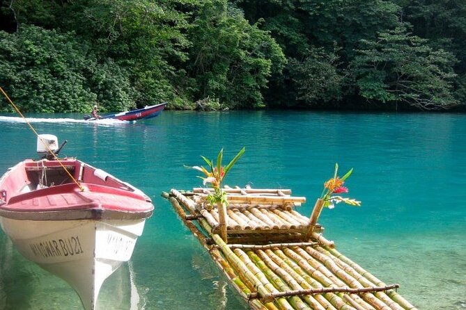 Royal Bamboo Rafting Adventure - Included Amenities and Features