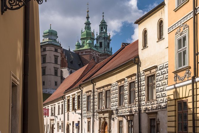 Royal Classic Walking Tour in Krakow - Exploring Wawel Hill