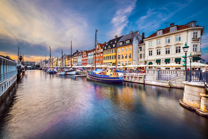 Royal Copenhagen: Rosenborg and Crown Jewels - Architectural Marvels of Rosenborg