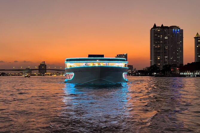 Royal Galaxy Dinner Cruise on Chao Phraya River, Bangkok - Meeting Point and Accessibility