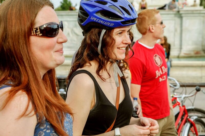Royal London Half-Day Bike Tour - Comfortable Cruiser Bikes