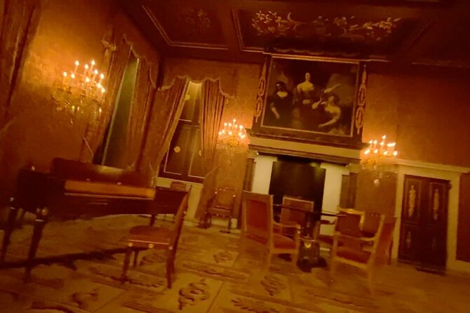 Royal Palace Amsterdam Tickets + Audio Guide - Getting to the Royal Palace