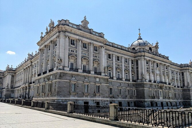 Royal Palace of Madrid Afternoon Skip the Line Tour - What to Expect