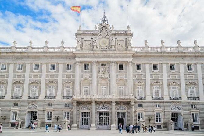 Royal Palace of Madrid Skip the Line Guided Tour - Visitor Reviews Breakdown