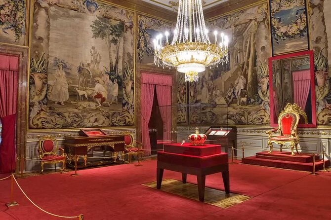 Royal Palace of Madrid Skip the Line Guided Tour - Exploring the Royal Palace