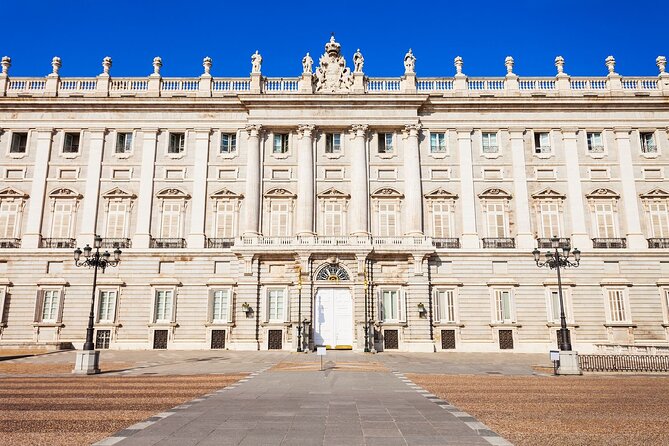 Royal Palace of Madrid Small Group Skip the Line Ticket - Inclusions and Key Details