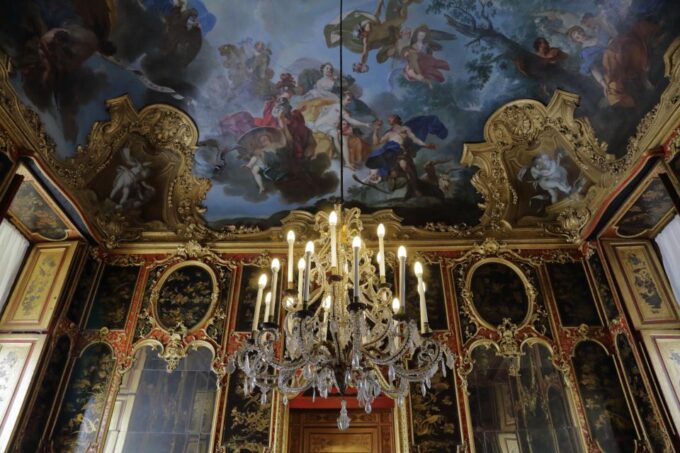 Royal Palace of Turin: Skip-the-Line Ticket and Guided Tour - Discovering the Palace Gardens
