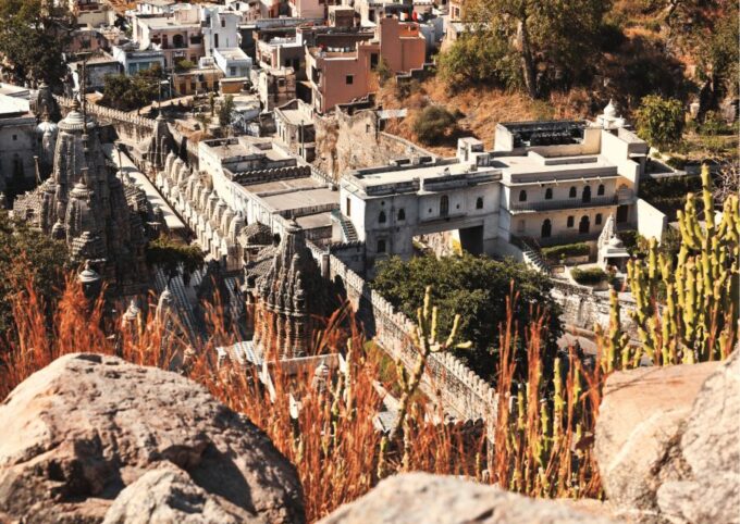 Royal Trails of Udaipur (Guided Half Day City Tour) - Free Cancellation and Payment