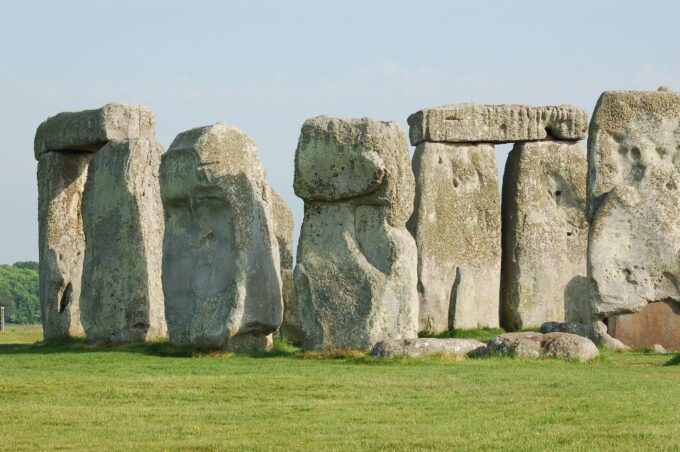 Royal Windsor Castle and Stonehenge Private Tour With Passes - Exploring the Landscape