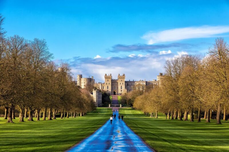 Royal Windsor & Stonehenge Private Tour - Discover Royal History