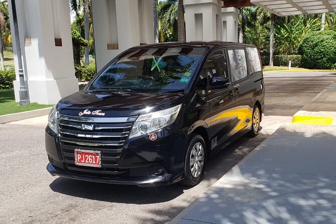 Royalton Blue Waters Private Airport Transfer - Meeting Point Selections