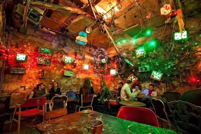 Ruin Bars Tour (Culture, History, and Drinks) PROMO PRICE - Quick Points