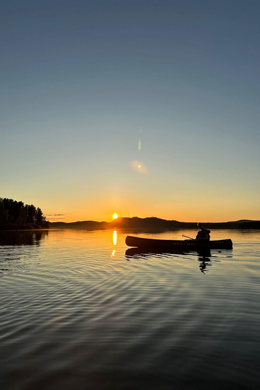 Ruka : Midnight Sun Canoeing on the Ruka Lake - Ruka Lake and Midnight Sun
