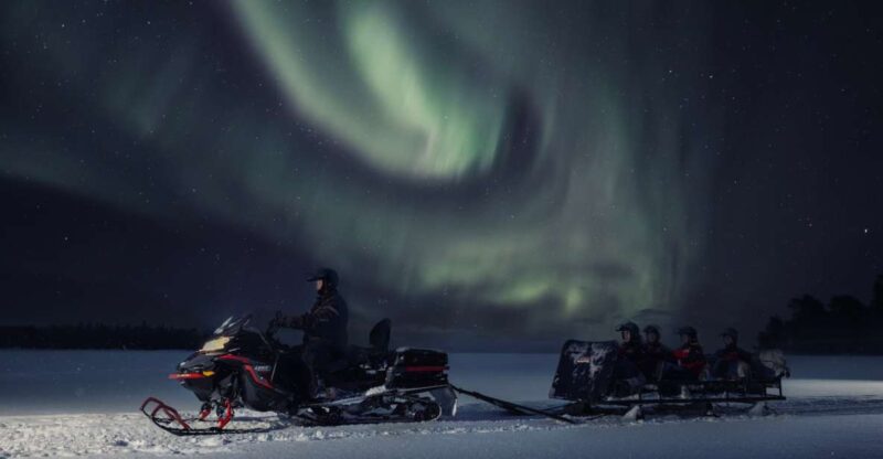 Ruka: Starlight Sledging to Search for Northern Lights - Included Services