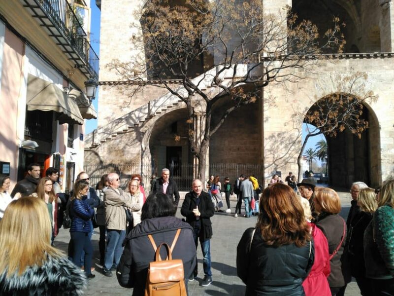 - Ruta Del Carmen: a Neighborhood With Charisma and History - Meeting Point and Tour Logistics