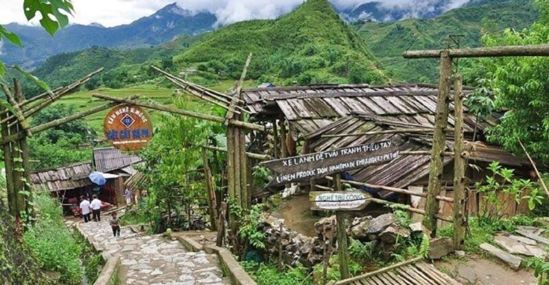 Sa Pa: Half-Day Cat Cat Village Hike to Meet Hmong People - Key Points