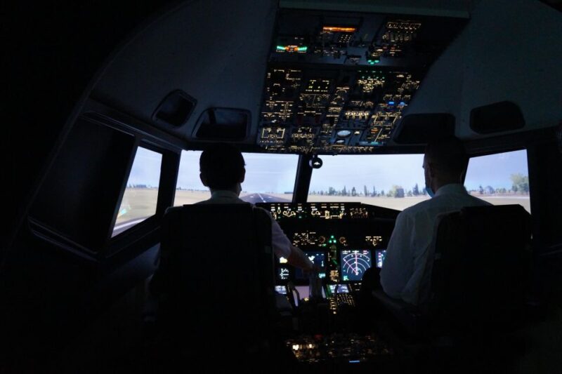 Sabadell (Barcelona): B737 Flight Simulator Experience - Experience Highlights
