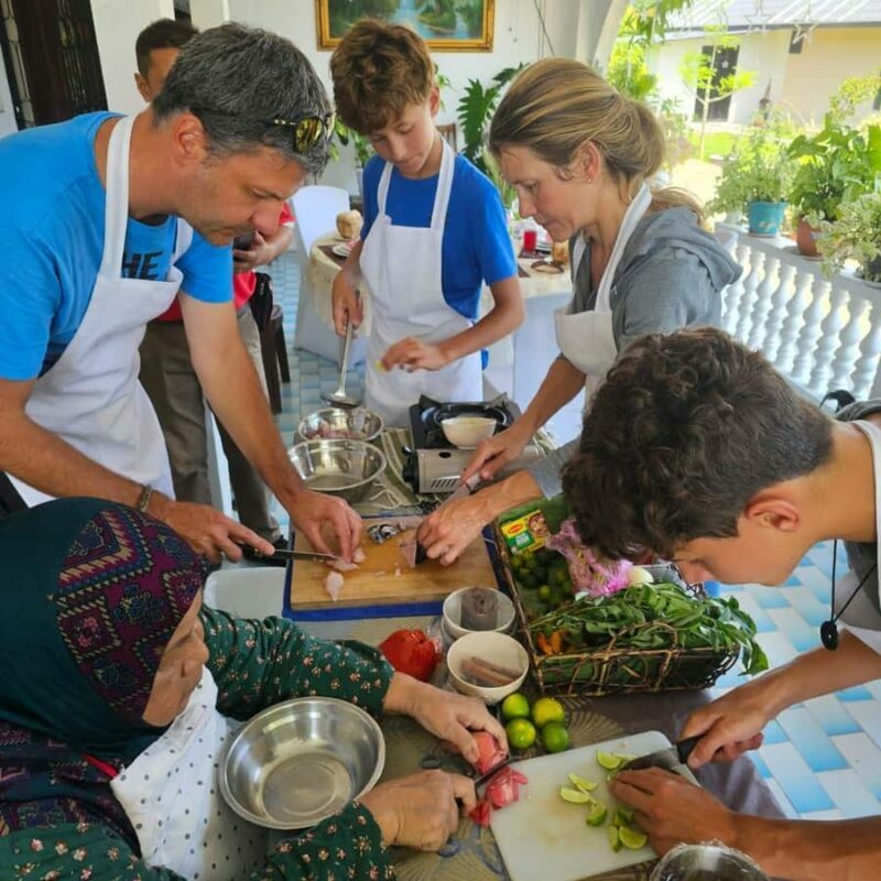 Sabah: Heritage Cooking Class with Market Tour & Transfer - Final Thoughts