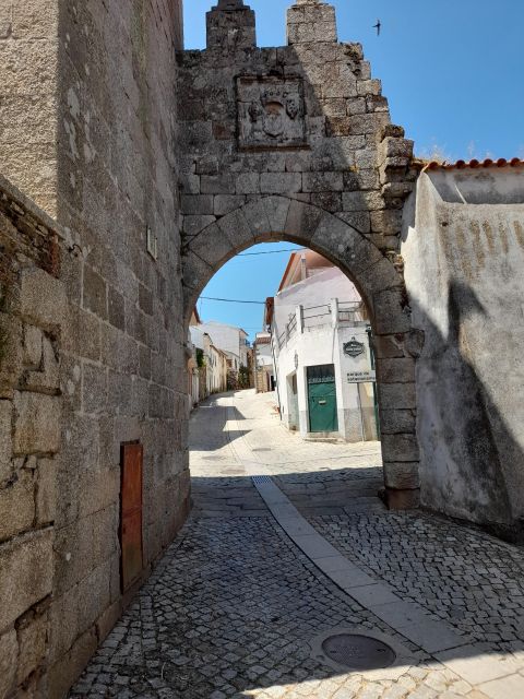 Sabugal Walking Tour: Stories and Charms of the Côa River - Key Points