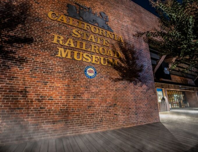 Sacramento: Gunslingers Ghosts and Ghouls Walking Tour - Customer Reviews