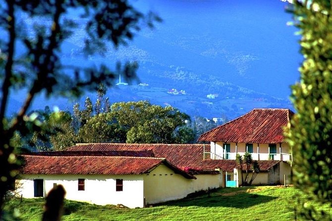 Sacred Indian Lake 8hr Private Exclusive Tour Lunch All Included - Exploring the Sacred Lake