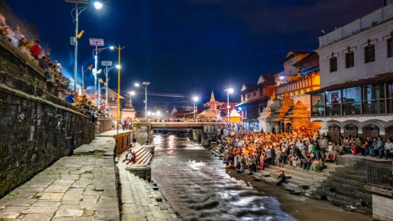 Sacred Kathmandu: Pashupatinath & Boudhanath Half-Day Tour - Languages and Pickup