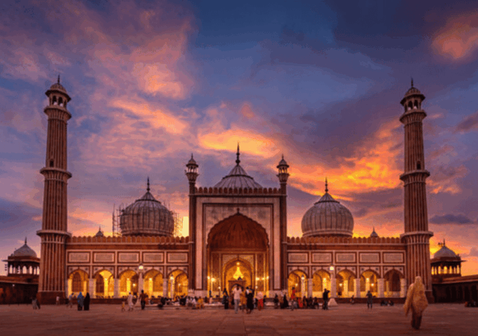 Sacred Serenity: Private Spiritual Exploration in Delhi - Explore Diverse Religious Traditions