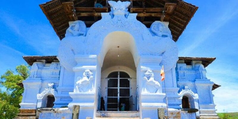Sacred Trilogy: Explore Three Historical Temples Tour - Itinerary and Locations