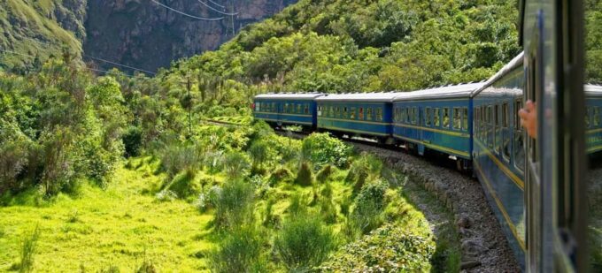 Sacred Valley and Machu Picchu Tour: 2 Days and 1 Night - Reserve Now & Pay Later