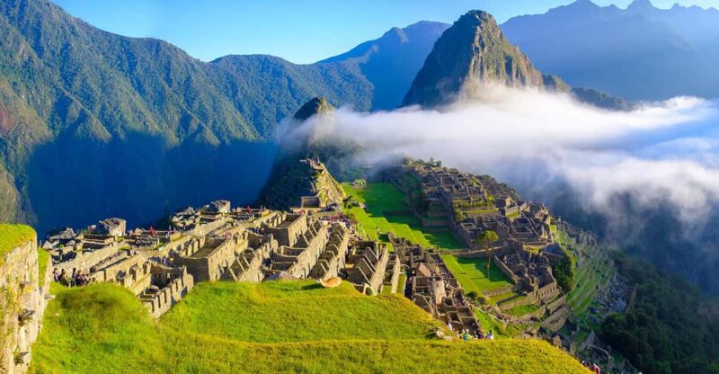 SACRED VALLEY AND MACHU PICCHU TOUR 2 DAYS - Itinerary Breakdown