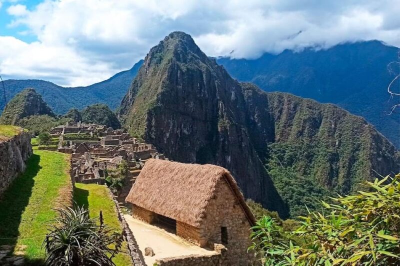 Sacred Valley and Machu Picchu Tour + Hotel, Train, and Ticket - Key Points