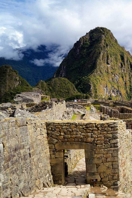 Sacred Valley, Machu Picchu and Rainbow Mountain - Included in the Tour