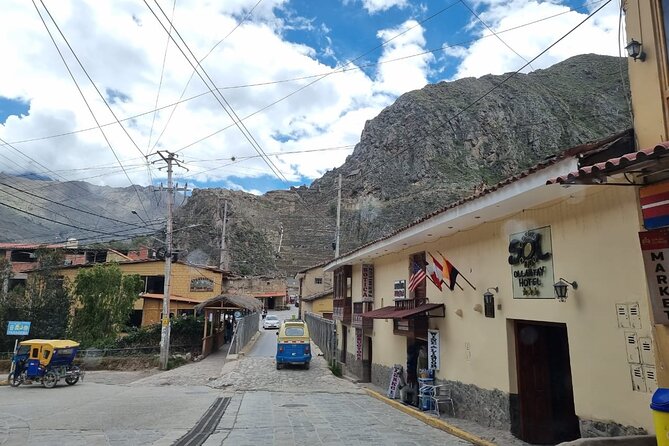 Sacred Valley of the Incas in a Day From Cusco - Lunch in the Valley