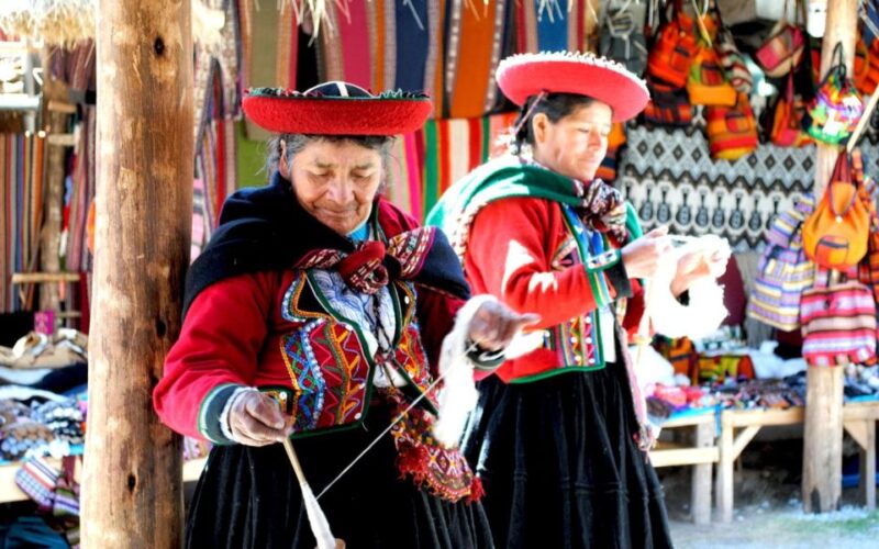 Sacred Valley: Pisaq, Ollantaytambo, Chinchero - Itinerary and Stops
